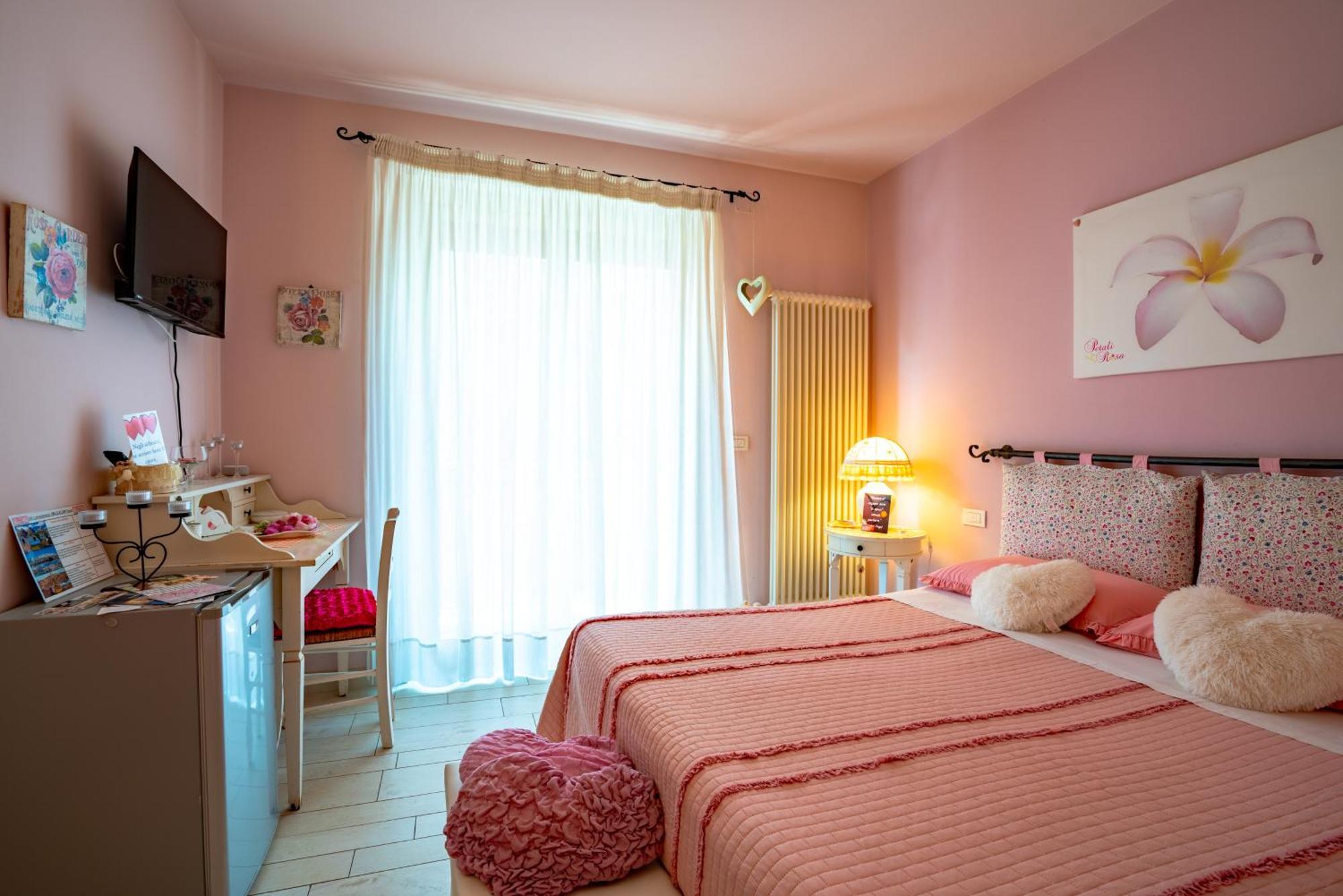 Petali Rosa Bed and Breakfast Polignano a Mare Eksteriør billede