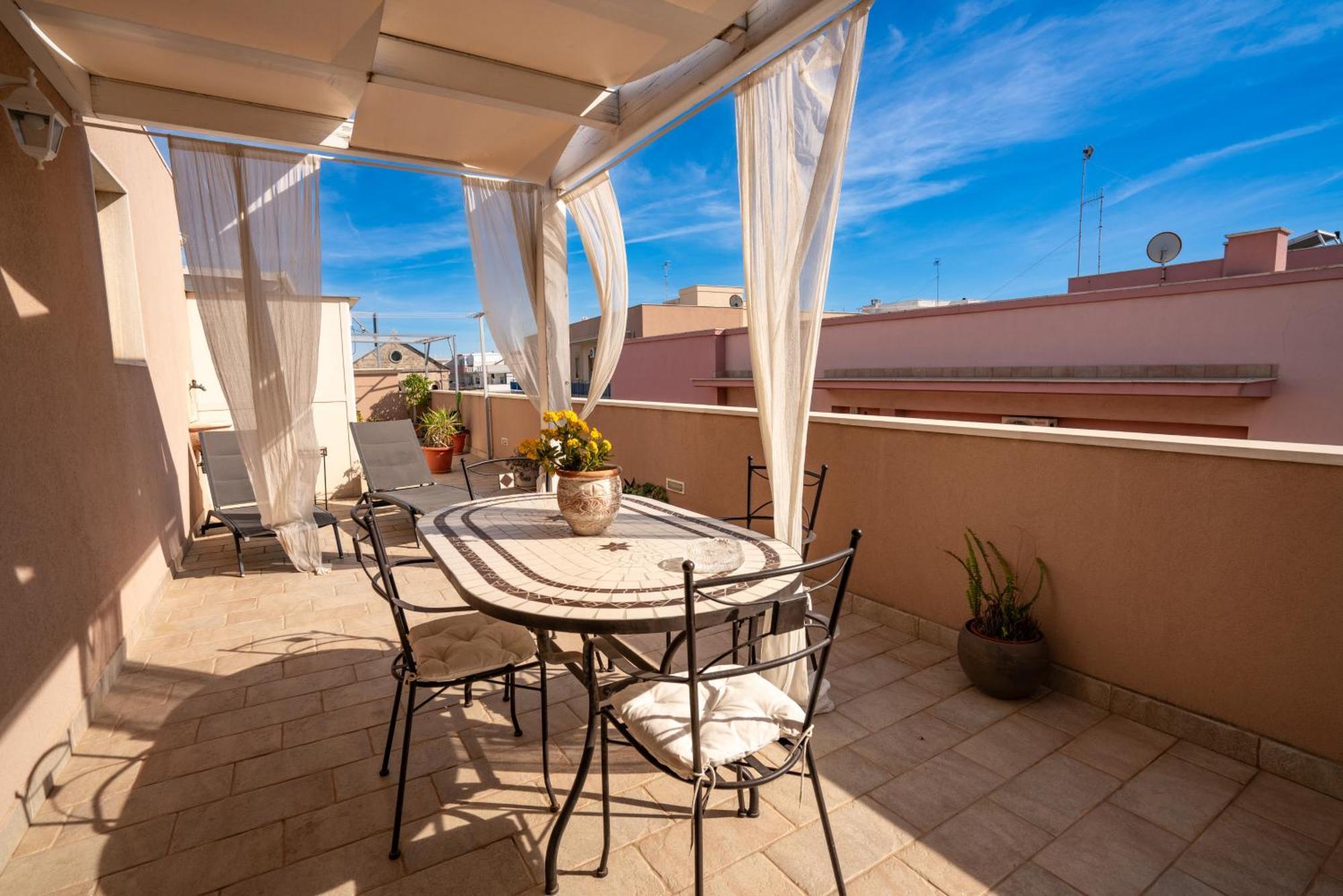 Petali Rosa Bed and Breakfast Polignano a Mare Eksteriør billede